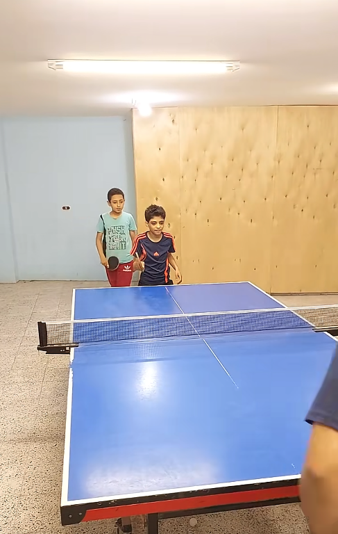 تحدي بينج بونج (تنس طاولة)
